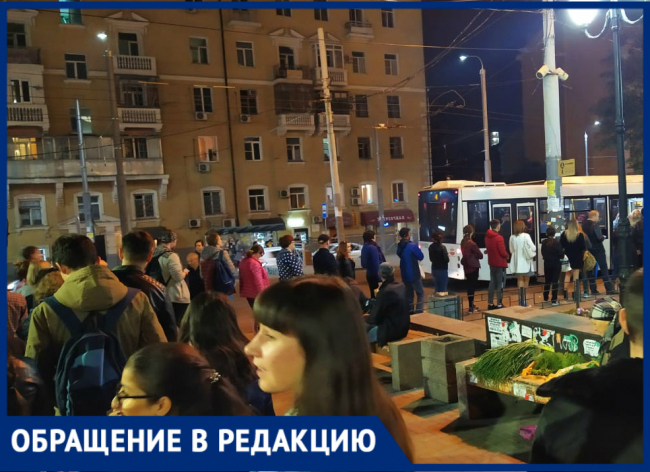 Толпы желающих уехать: ростовчанка пожаловалась на длинные очереди на транспорт в Ростове