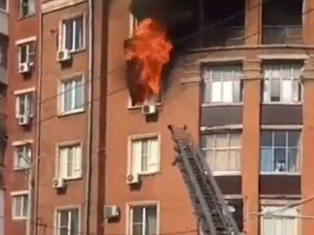 В Ростове сгорела квартира в жилом доме