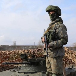 Две тысячи бойцов и пятьсот бронемашин. В Крыму начались учения ВДВ