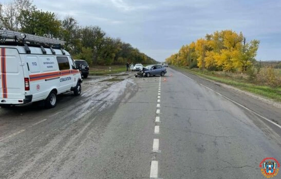 На трассе Новочеркасск - Каменоломни два человека пострадали в ДТП