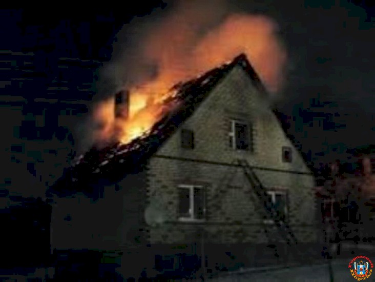 В Ростовской области 40-летний хозяин частного дома пострадал во время пожара