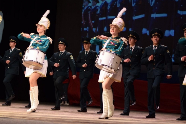 В Ростове состоялся городской молодежный фестиваль «Добры молодцы»