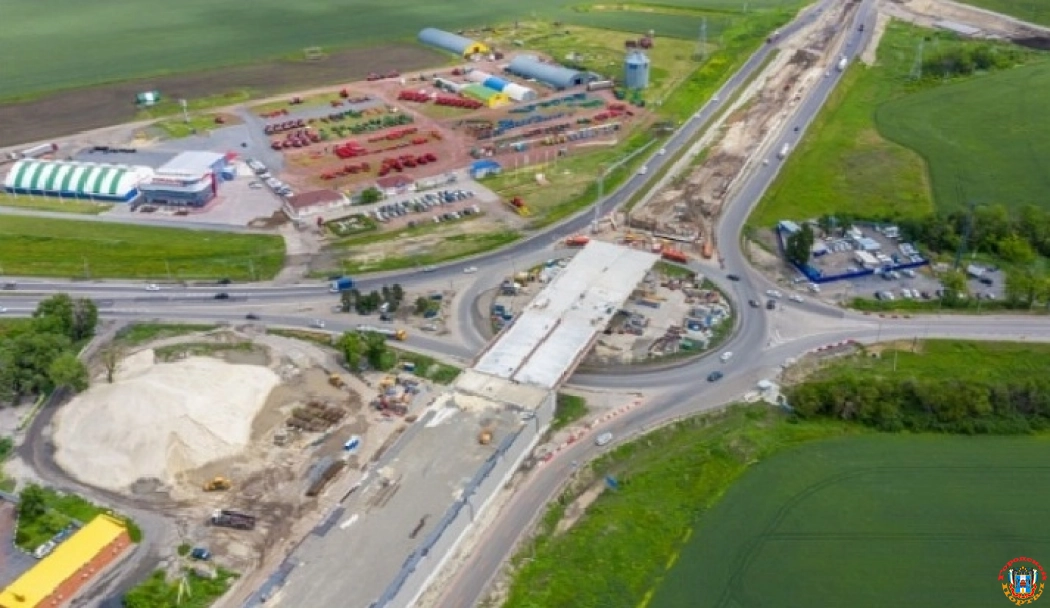 АО «Донаэродорстрой» продолжает строительство новой развязки над «Сальским кольцом» федеральной автотрассы М-4 «Дон»