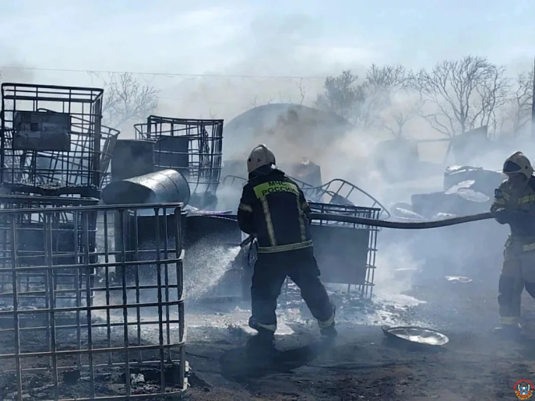Сутки без жертв: спасатели Дона ликвидировали пять пожаров и последствия трех аварий