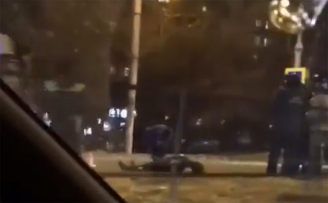 В Ростове-на-Дону водитель насмерть сбил женщину В Ростове-на-Дону водитель насмерть сбил женщину