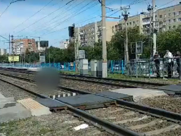 В Ростове на Нансена поезд насмерть сбил велосипедиста