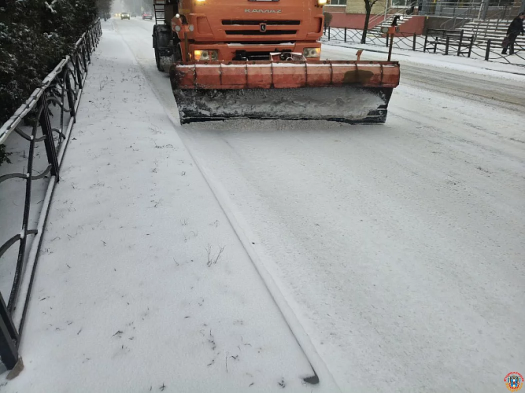 Глава Таганрога: расчистка снега на личном контроле, на улицы вышли 58 уборщиков