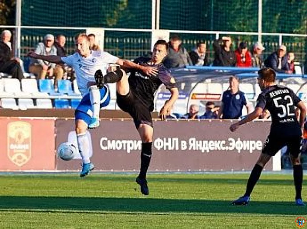 Песчанокопская &laquo;Чайка&raquo; на своем поле уступила воронежскому &laquo;Факелу&raquo;