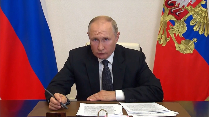 Владимир Путин указал главе Марий Эл на проблемы региона