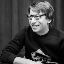 Скончался телеведущий Михаил Зеленский