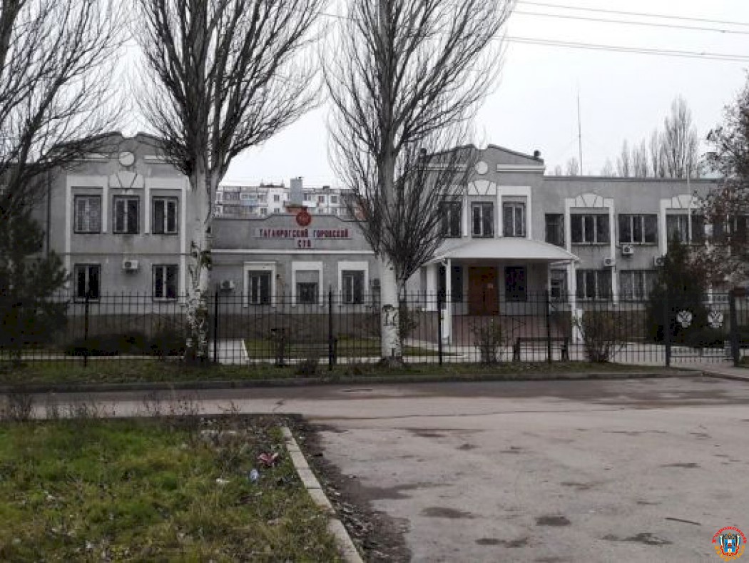 В Таганроге за посредничество во взяточничестве осудили экс-борца с коррупцией