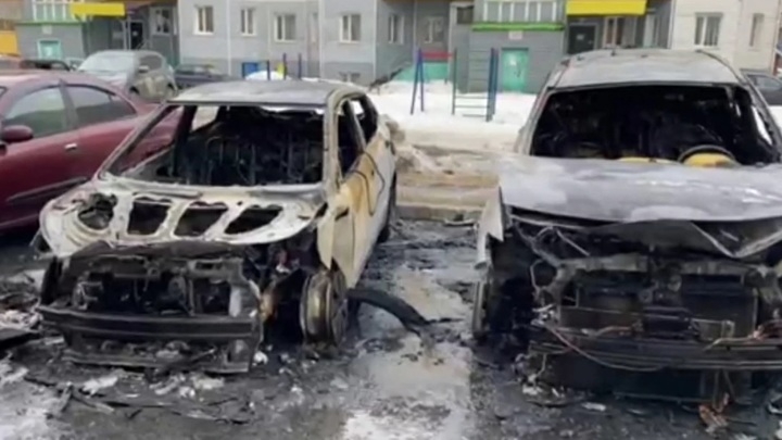 Ревнивый мститель запутался в машинах и оказался в полиции Ревнивый мститель запутался в машинах и оказался в полиции