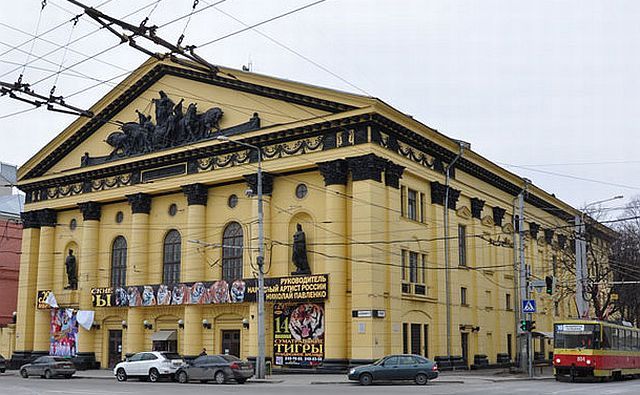 Бывший директор Ростовского цирка отсудил у «Росгосцирка» деньги за ложные обвинения