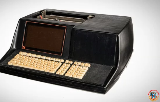 Первый в мире микрокомпьютер выставлен на аукцион