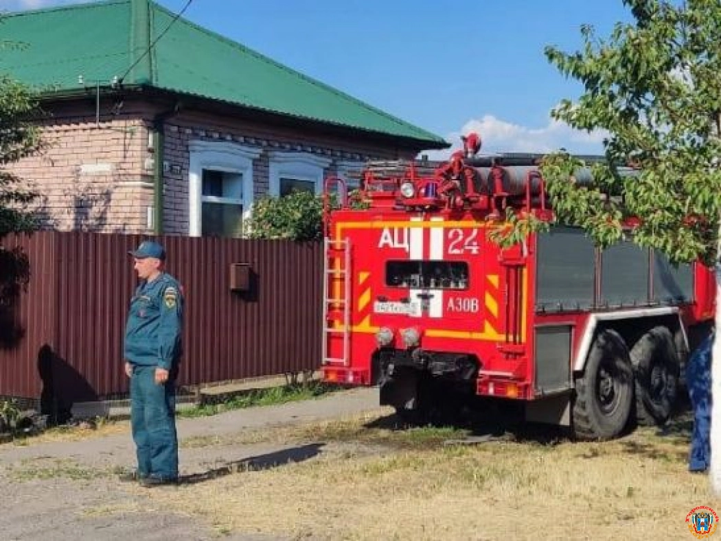 В Ростовской области двое детей погибли при пожаре в хозпостройке