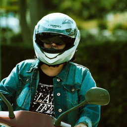 В Таганроге подросток за рулем скутера попал в ДТП