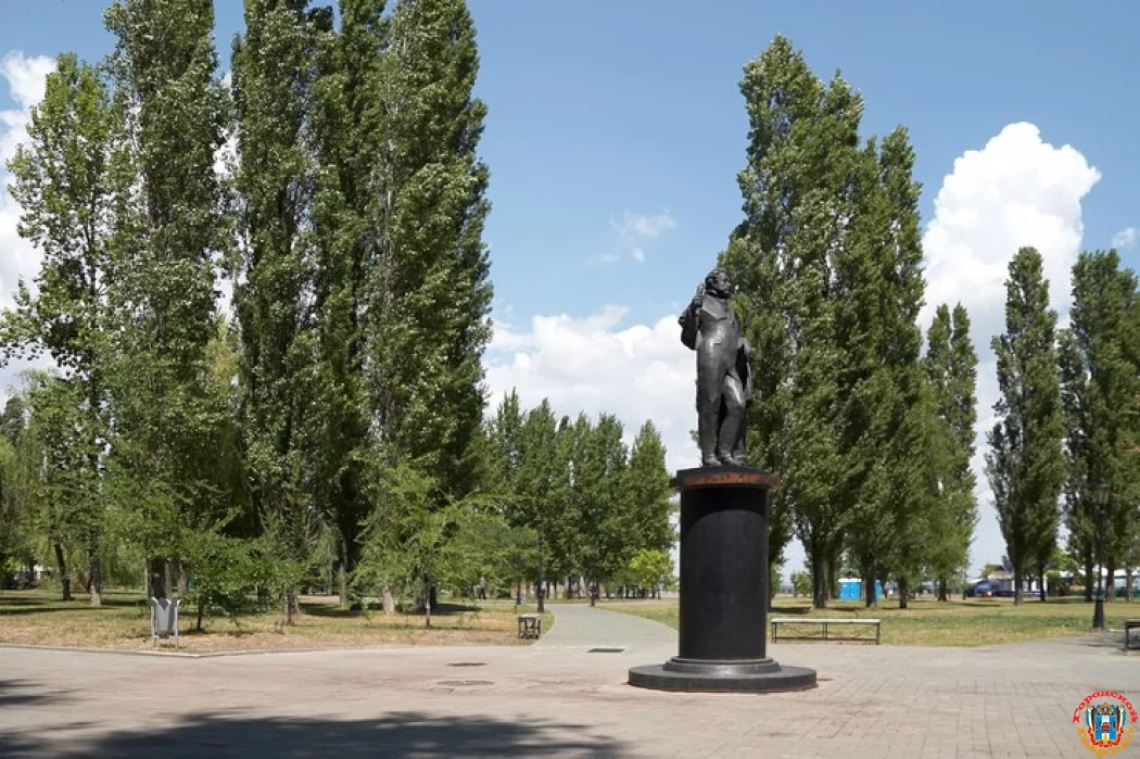 Сохранить историческую брусчатку на Пушкинской набережной, потребовали жители Таганрога