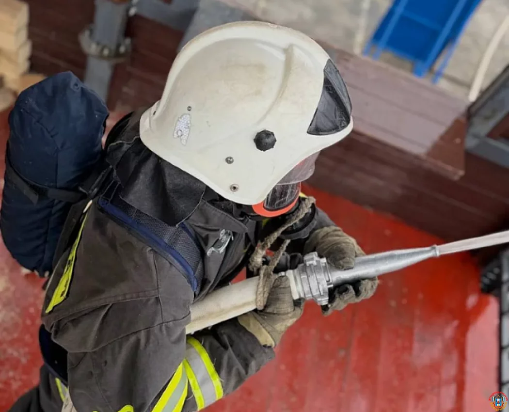 Тревожные сутки на Дону: спасатели совершили почти два десятка экстренных выездов за 20 февраля