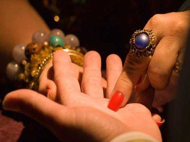 Пронырливая жительница Ростовской области магическим способом обвела "вокруг пальца" восьмерых дончан