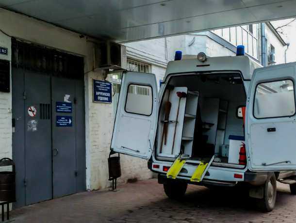 Перебегавшую дорогу «не в том месте» женщину с младенцем на руках сбила «Лада» под Ростовом Перебегавшую дорогу «не в том месте» женщину с младенцем на руках сбила «Лада» под Ростовом