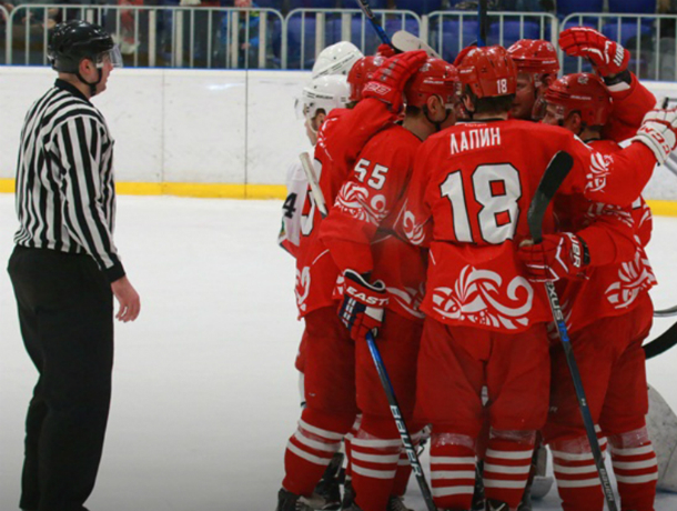 Ростовские хоккеисты обыграли курганцев и установили новый рекорд по длительности победной серии
