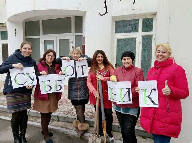 Более 7000 самых отважных и храбрых жителей Ростова вышли с метлами на "зачистку свинства"