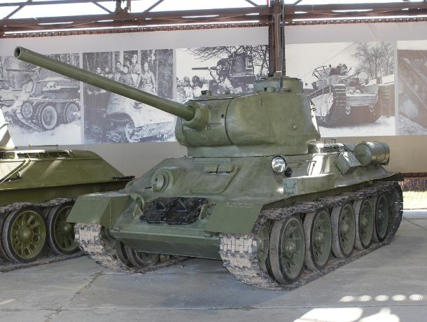Ростовские поисковики нашли затопленный танк времен Великой Отечественной войны на дне реки Миус