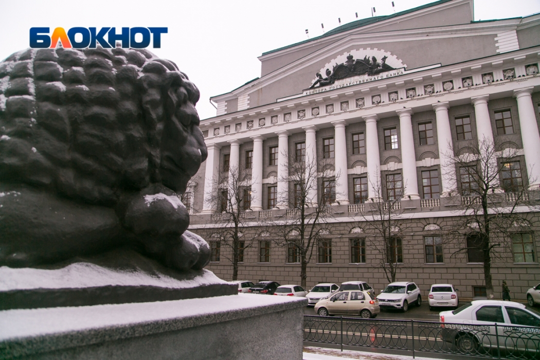 Ночной снегопад стал причиной многокилометровых пробок в Ростове