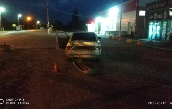 В Ростовской области пьяный подросток на байке устроил аварию с двумя пострадавшими