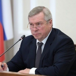 Василий Голубев попал в число глав субъектов РФ с сильным влиянием, но потерял одну позицию