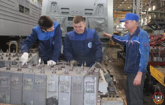 Около 250 студентов ежегодно проходят практику на Ростовском ЭРЗ