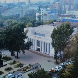 Кинотеатр «Россия» в Ростове через 5 лет после сноса неожиданно лишился статуса памятника