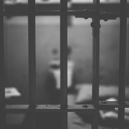В Шахтах подросток избил 42-летнего мужчину