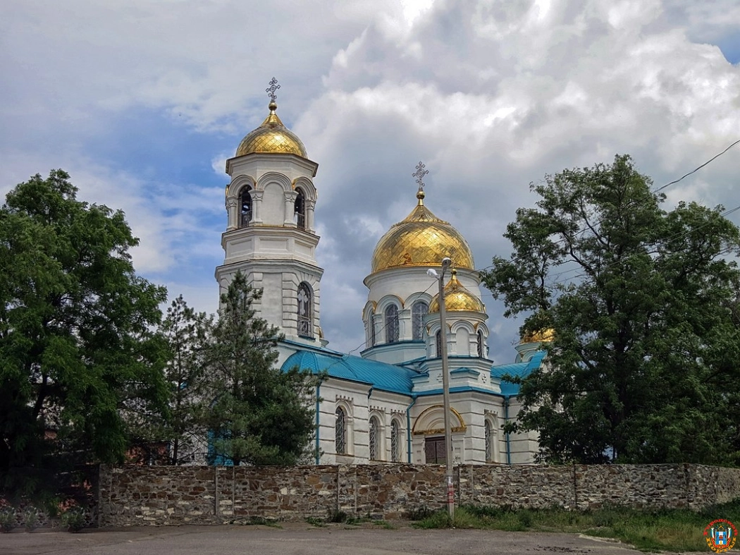 Единственный из сохранившихся дореволюционных православных храмов в Красном Сулине