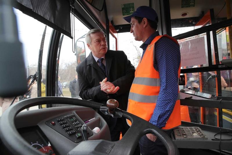 В Ростове автобусы на газомоторном топливе из-за санкций остались без запчастей