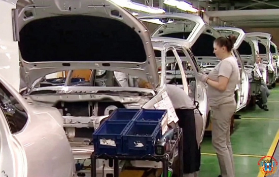 АвтоВАЗ впервые с июня остановил производство Lada Granta из-за нехватки комплектующих