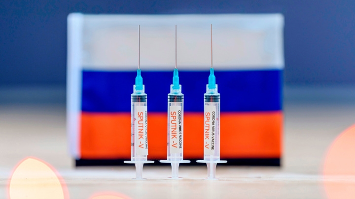 Главу Минздрава Словакии уволили после поставки российской вакцины