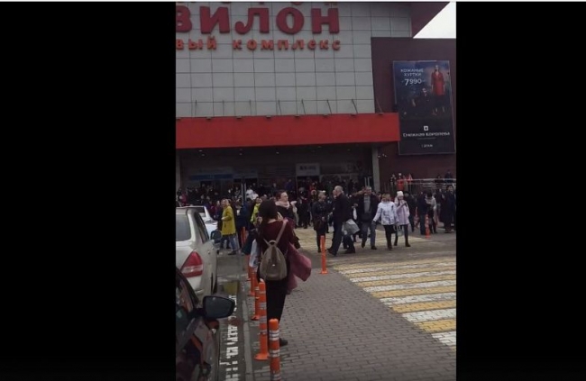 Ложная тревога: в Ростове сегодня эвакуировали торговый центр