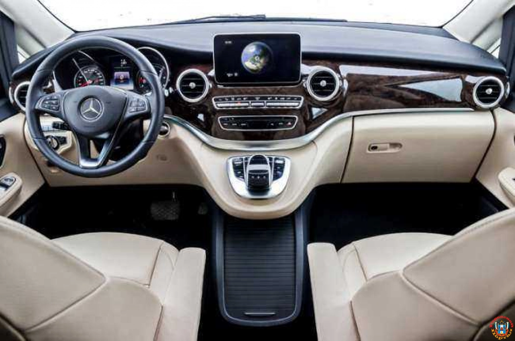 Новый Mercedes V-класса теперь такси в Сочи