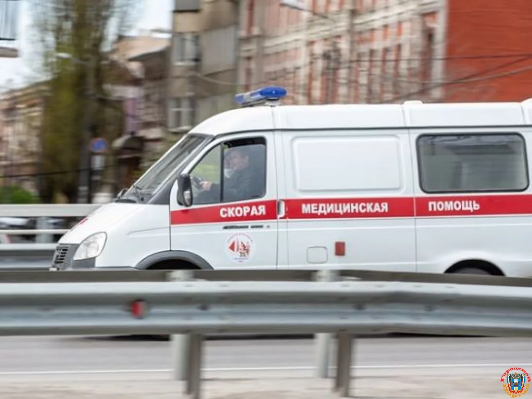 В центре Ростова мужчина выпал из окна и разбился насмерть