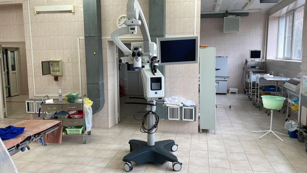 Врачи ростовской больницы пришили восьмилетнему мальчику палец при помощи нового микроскопа