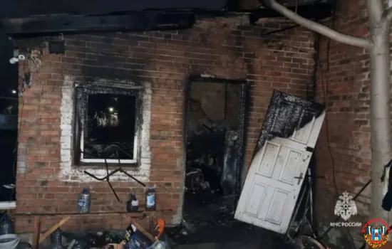 После пожара в Шахтах на территории предприятия обнаружили труп мужчины