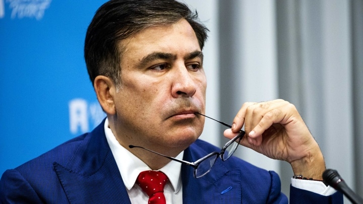 Саакашвили попросил власти Грузии пустить его в страну на 24 часа Саакашвили попросил власти Грузии пустить его в страну на 24 часа