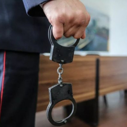 В Ростовской области осудили бывшего полицейского, избившего задержанного стулом