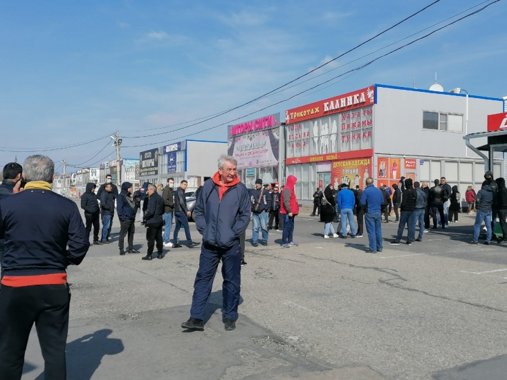 Прокуратура Ростовской области проведет проверку по ситуации на рынках Аксайского района