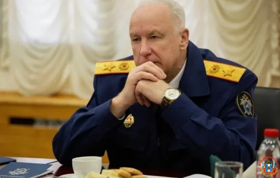 Избил 90-летнюю пенсионерку, сломал челюсть и ребра