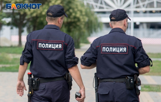 В Ростове бывшего полицейского осудят за мошенничество
