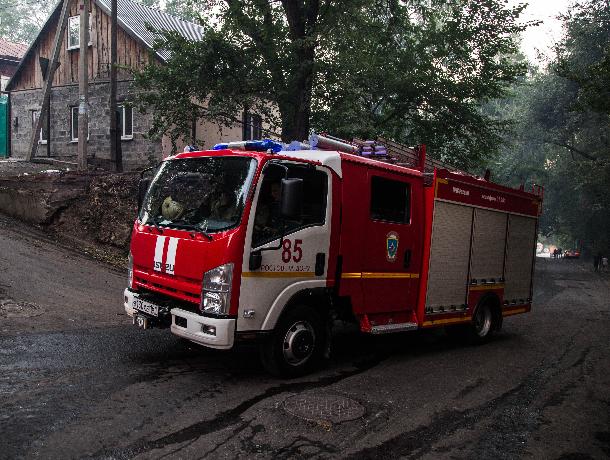 Житель Ростовской области зарезал приятелей и сжег их вместе с домом