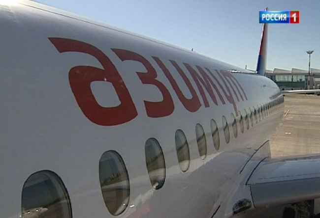 Авиарейс "Новосибирск - Ростов" на Sukhoi Superjet 100 отменили