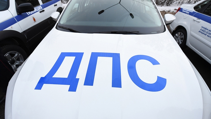 Лоб в лоб: в Нижнем Новгороде автомобиль протаранил автобус